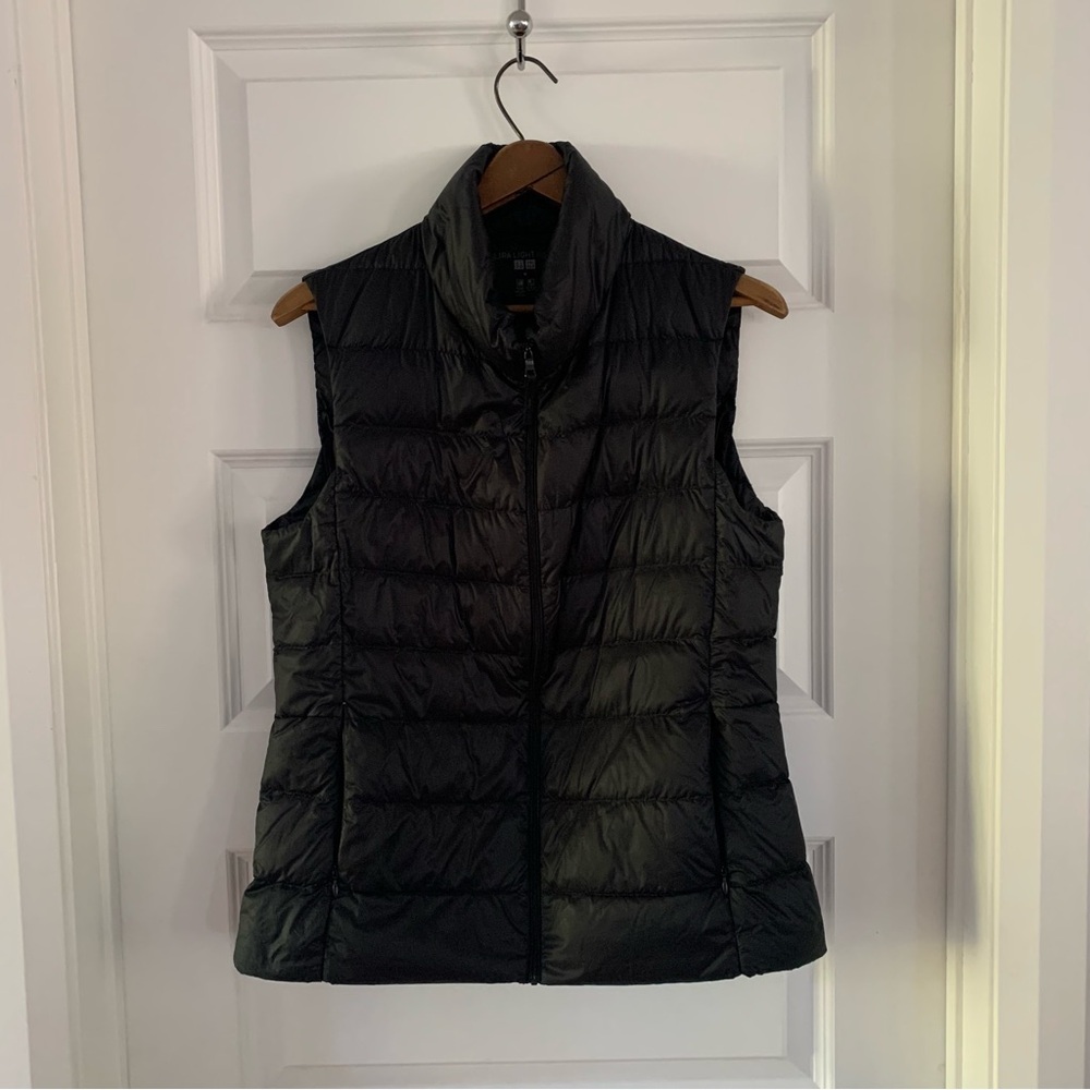 Uniqlo Ultra Light Down Black Vest